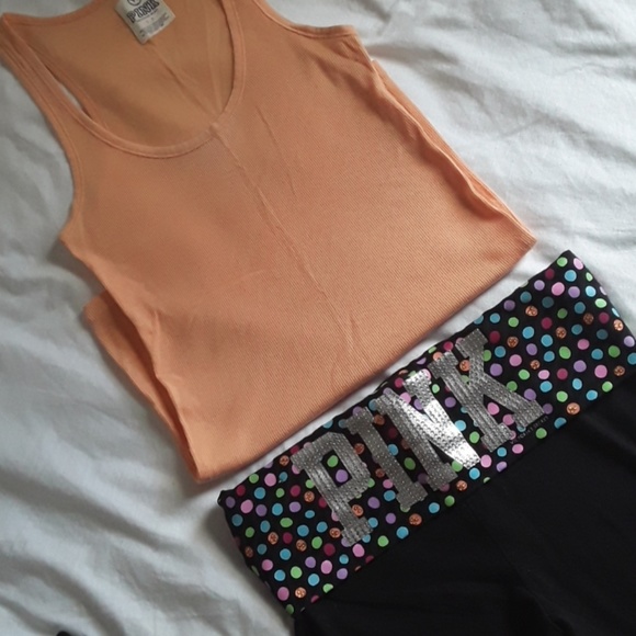 🧡V.S. PINK Outfit Set BEDAZZLED Yoga Pants sz S🧡 - Picture 2 of 6